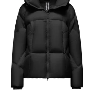 Piumino corto trapuntato con cappuccio